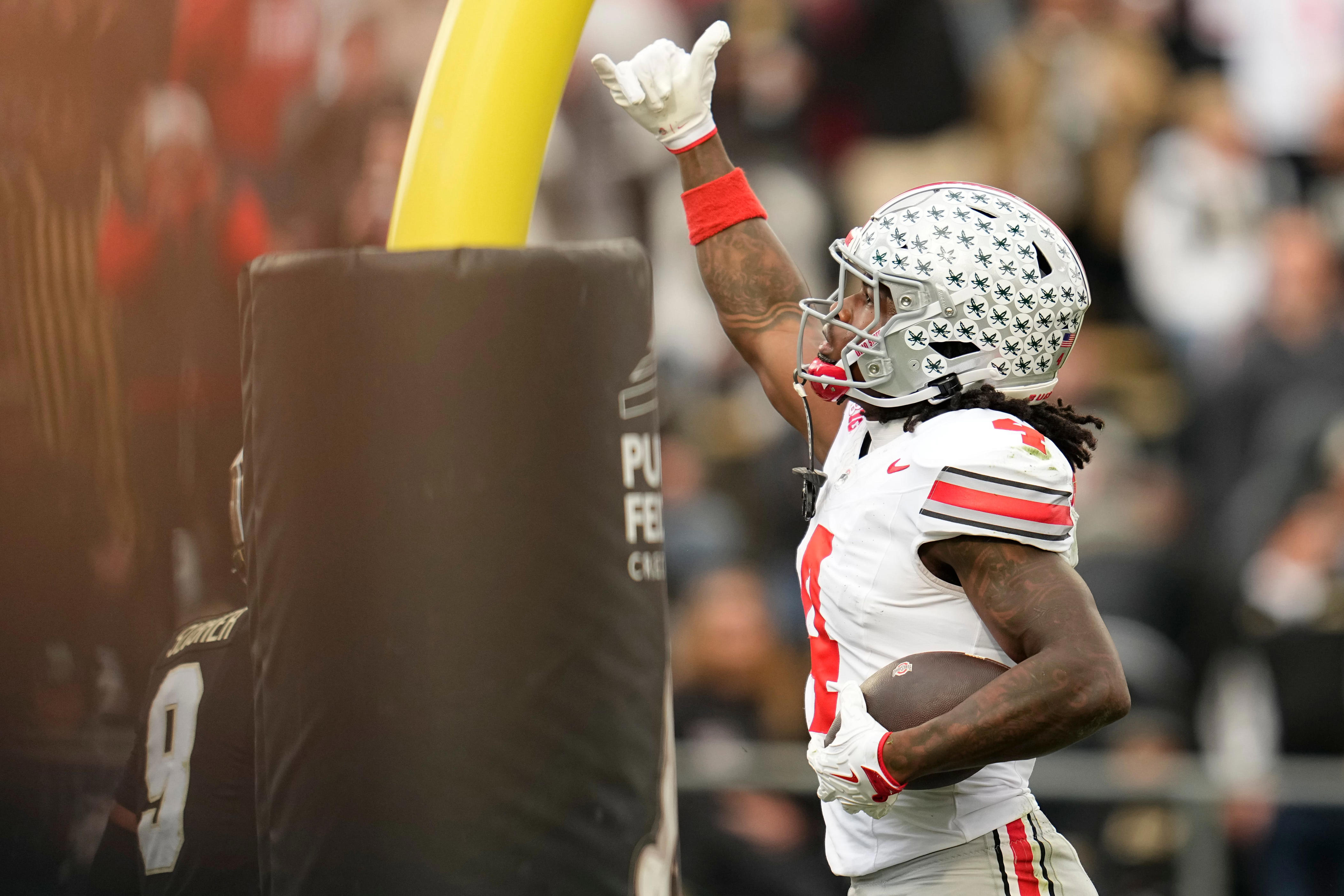 see-betting-odds-point-spread-ahead-of-ohio-state-ucla-football-game