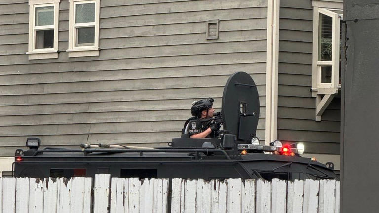 SWAT team arrests fatal stabbing suspect after hours-long standoff in ...