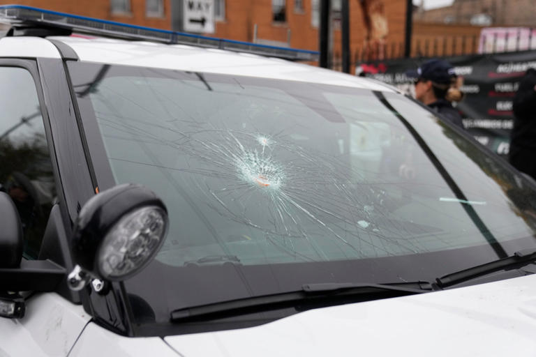 Chicago police respond to report of shots fired at federal agents amid ...