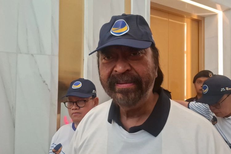 Reaksi Surya Paloh Setelah Sahroni dan Nafa Urbach Dipecat dari Senayan