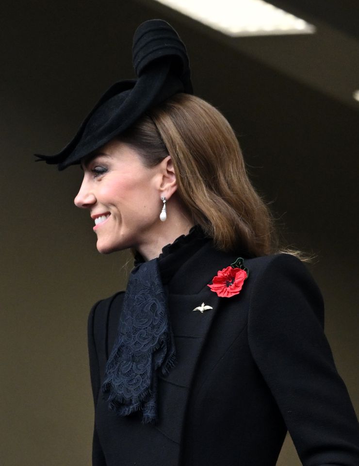 Kate Middleton Is Striking In Princess Diana's Heirloom Jewelry at ...