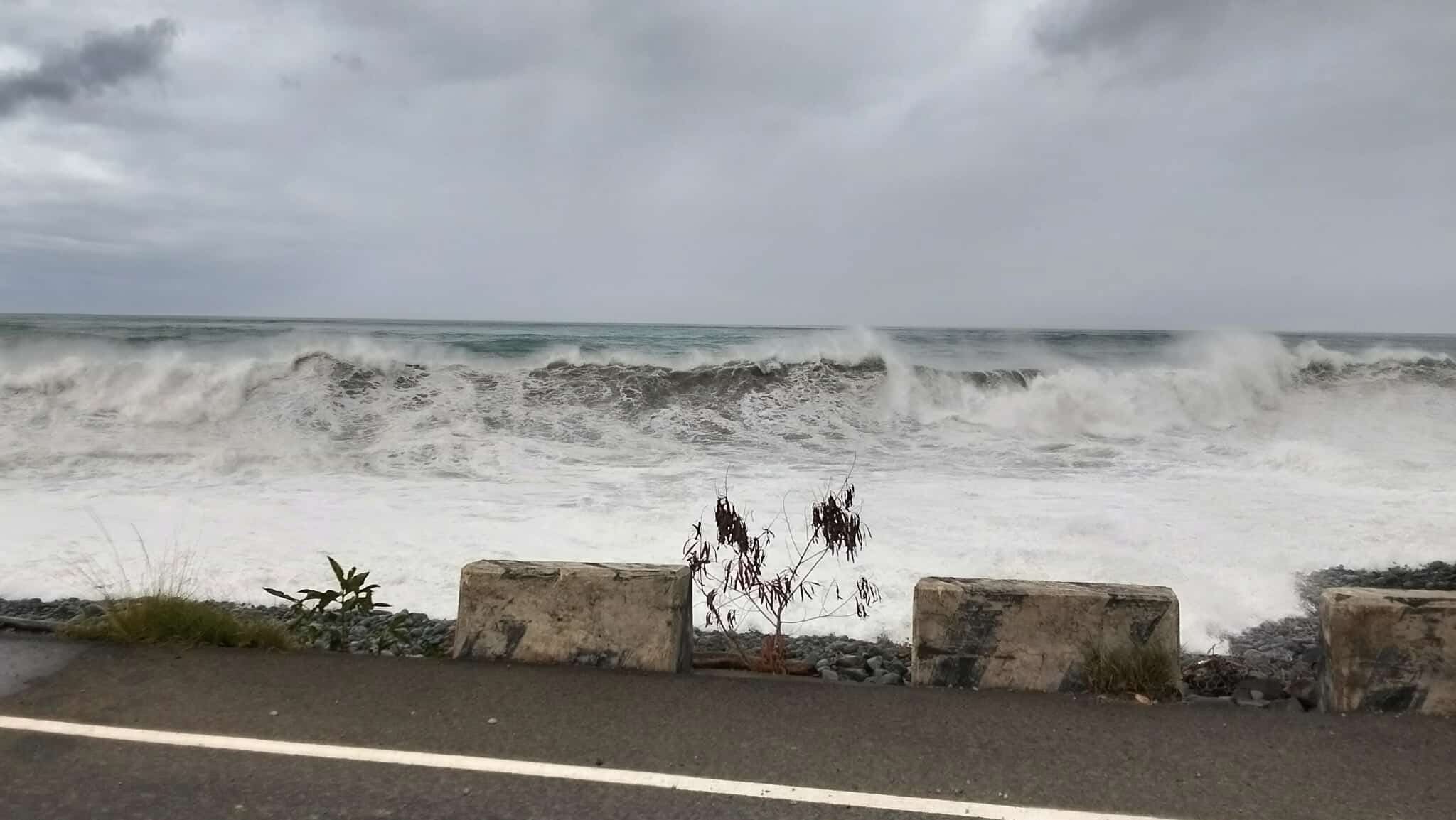 LIST: Storm surge warnings issued amid Super Typhoon Uwan