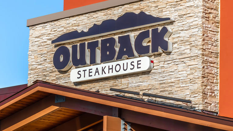 Restaurant Chains That Will Be Closed For The Holidays