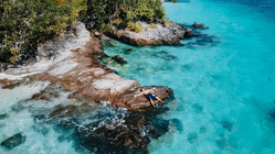Menjejak Pulau Kecil Bernama Kepa yang Tenang dan Bening Seperti Kaca