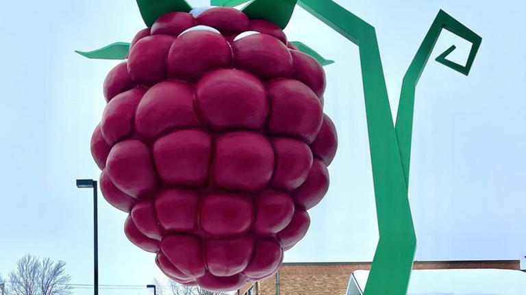 The 'Raspberry Capital Of The World' Is The Walkable Minnesota City ...