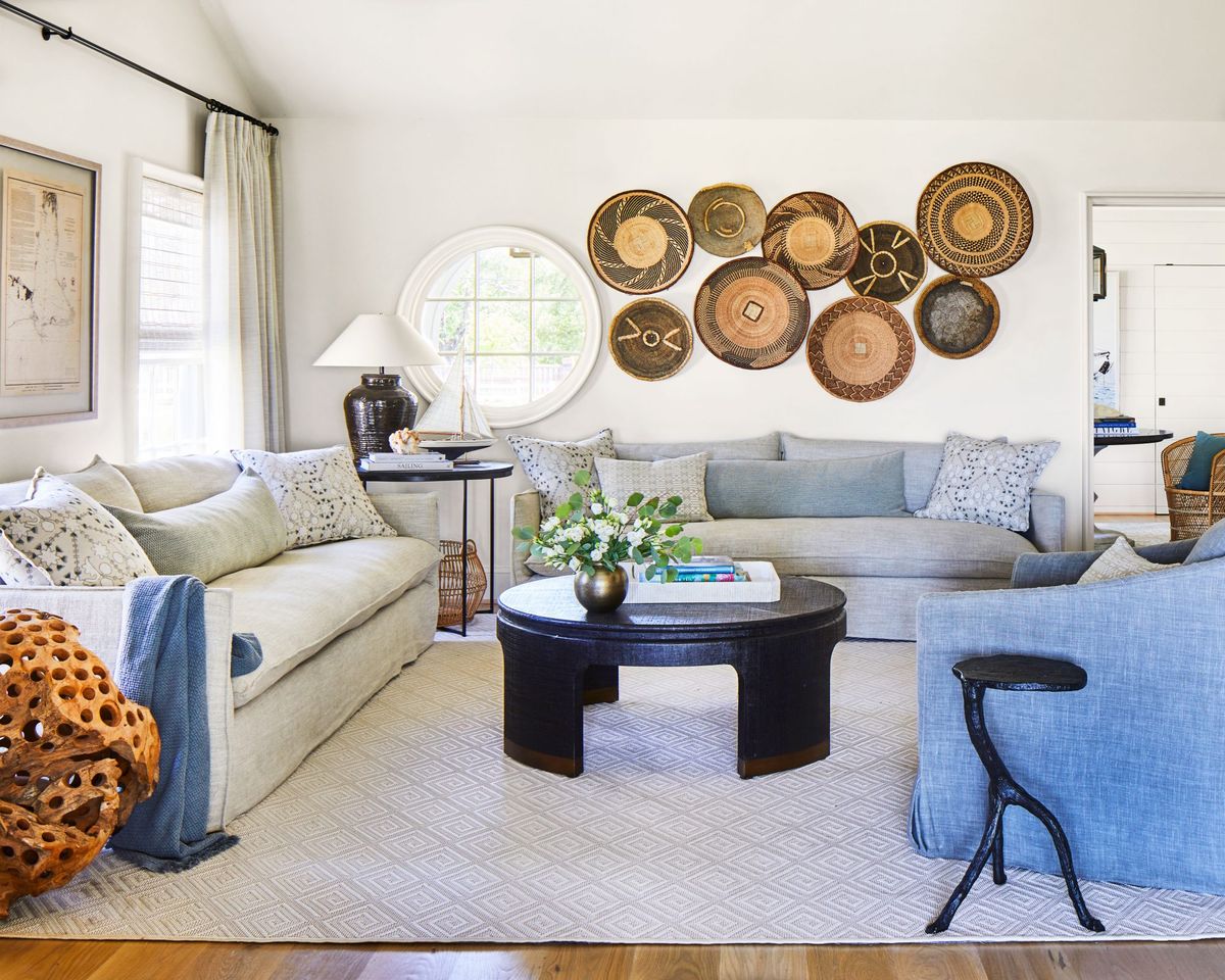 Coastal family room with neutral seating