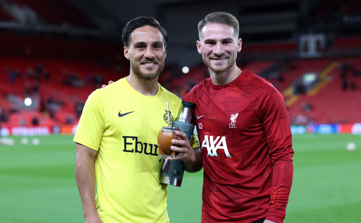 Lionel Messi recibe un impulso en la selección argentina tras la convocatoria de última hora de Scaloni para sustituir a Enzo Fernández.