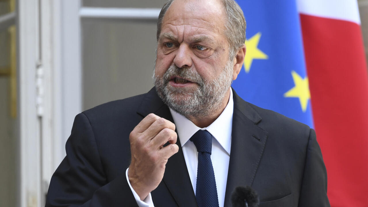 J'ai perdu beaucoup d'argent en devenant ministre" : Éric Dupond-Moretti  confie avoir gagné "15 fois plus" en tant qu'avocat