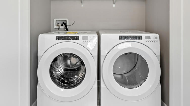 5 Easy Tricks That Make Cleaning Your Dryer Vents A Breeze