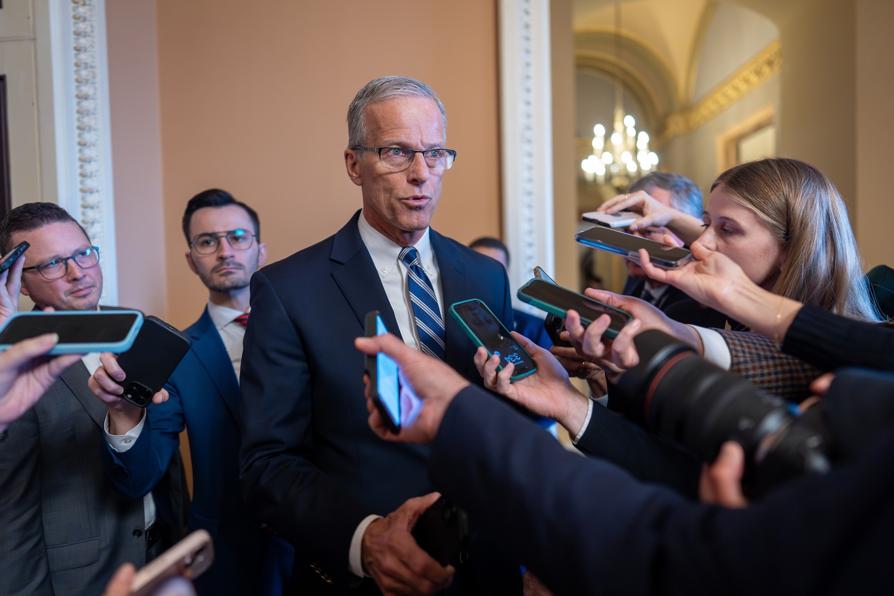 Enough Senate Democrats vote with Republicans to break government ...