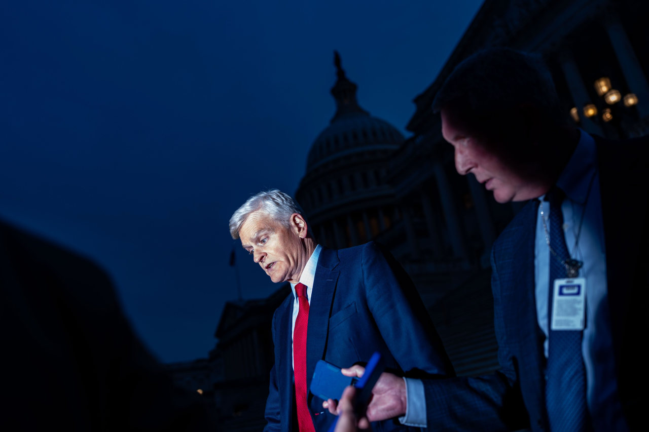 Senate Clears Key Hurdle Toward Ending Government Shutdown