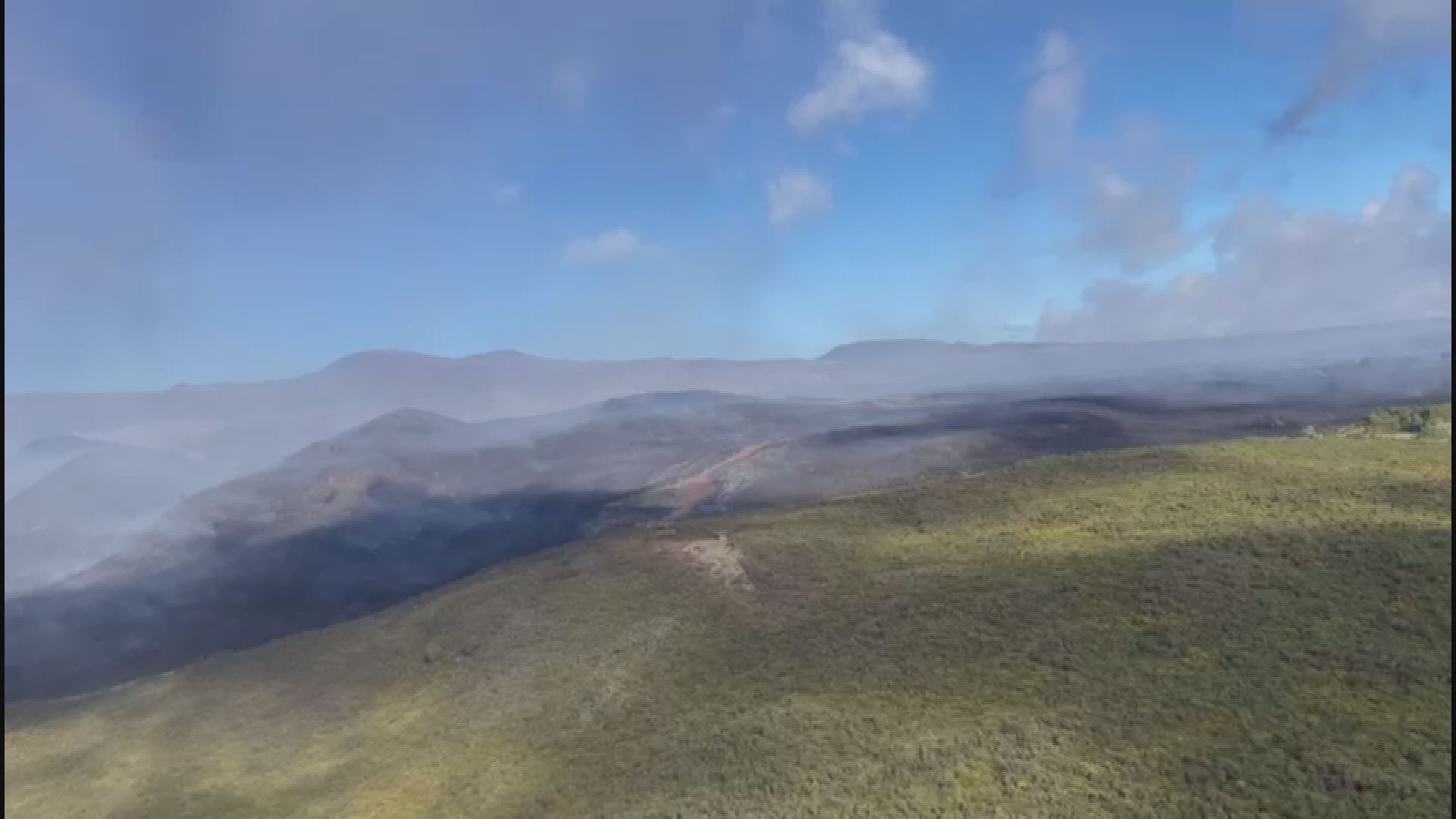 Hawaii Island wildfire burns over 2,100 acres, 70% contained