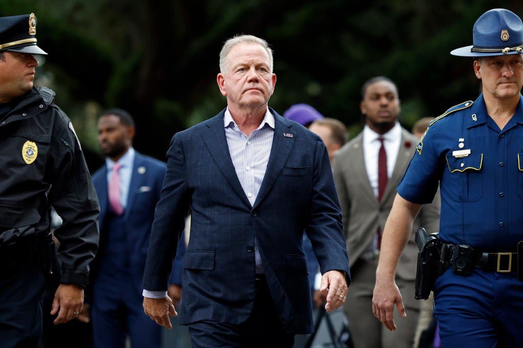 LSU bajo presión tras el ultimátum del exentrenador Brian Kelly: informe
