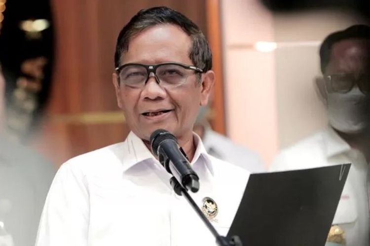 Mahfud MD Bantah Isu Ijazah Jokowi Palsu