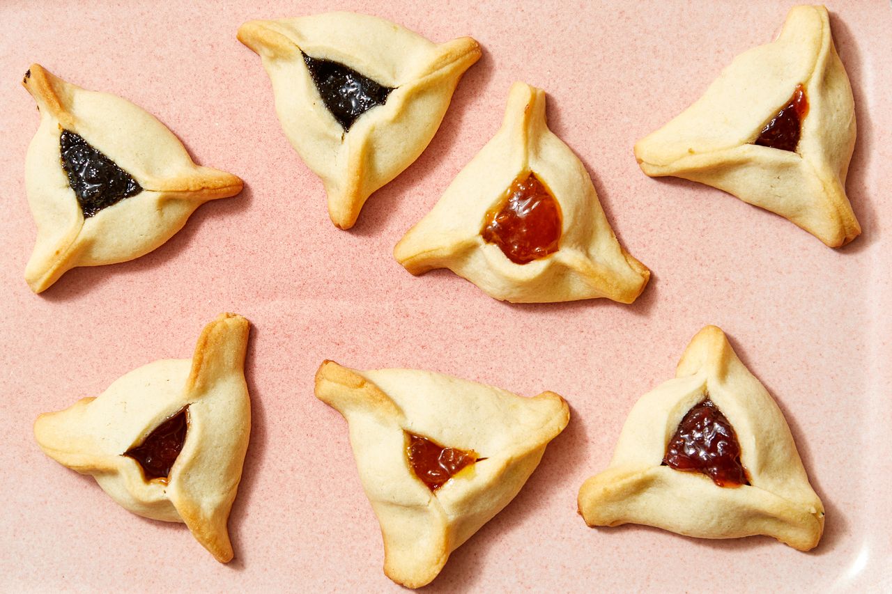 Hamantaschen cookies