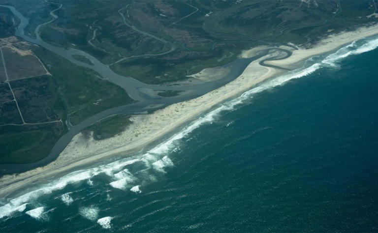 Sea Level Rise: Flooding, coastal erosion, pollution and the threat of ...