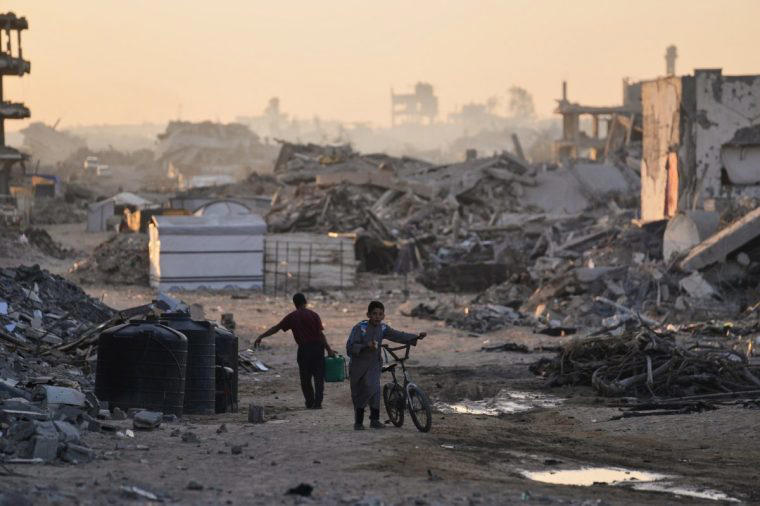 Trump is close to a Ukraine ceasefire. But in Gaza, his peace deal is ...