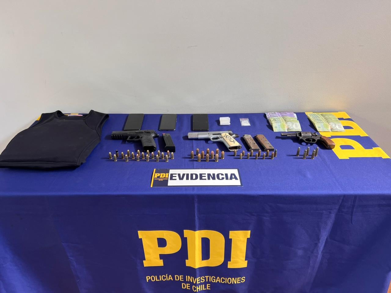 Detienen a mujer por tenencia ilegal de armas en Peñalolén: incautaron ...