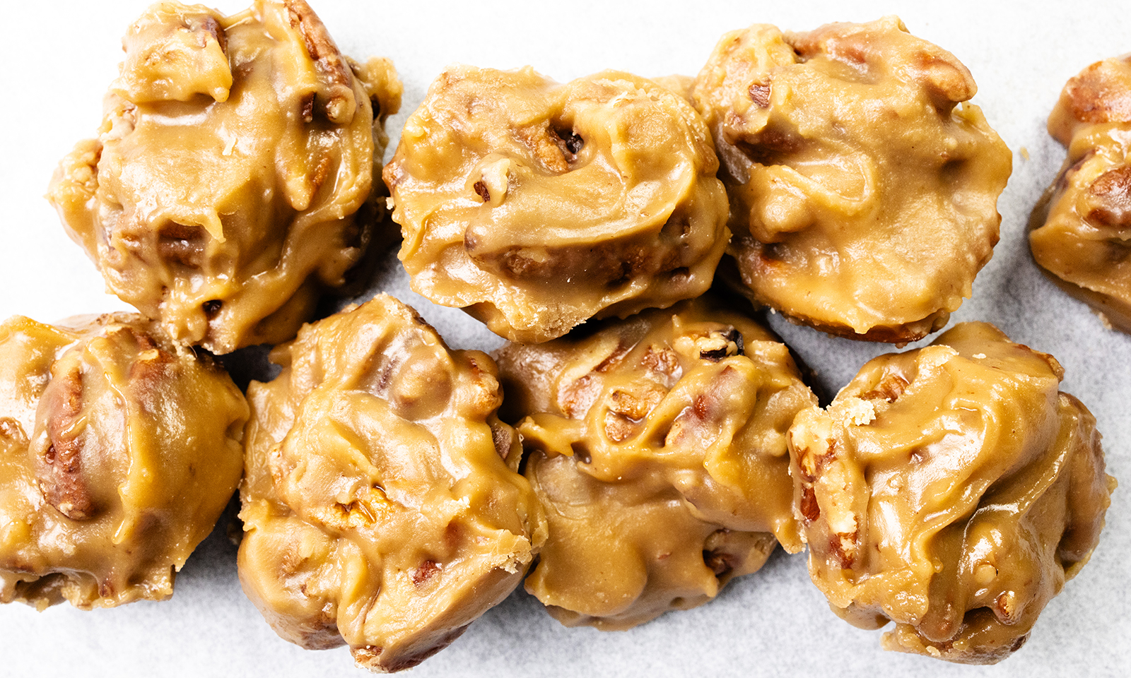 sweet-buttery-pralines-with-caramel-flavor-and-crunchy-pecans-southern