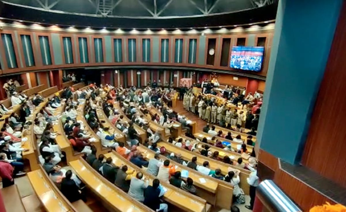 Delhi's Civic Battle Heats Up As BJP And AAP Announce MCD Bypoll Candidates