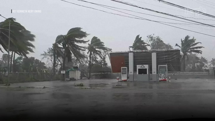 At Least 2 Dead, Millions Evacuated as Super Typhoon Fung-wong Makes ...