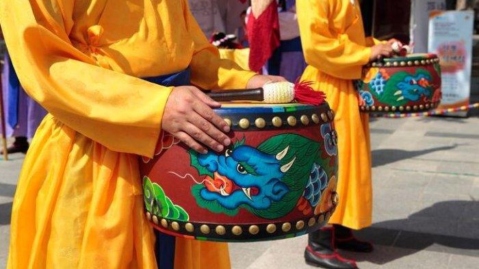 4 Ramalan Shio Nasib Berbeda, Naga Hoki Cuan, Kelinci Boros 10 November 2025