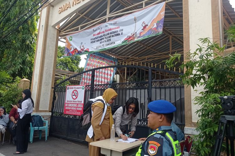 Pasca Ledakan, SMAN 72 Jakarta Tetap Dijaga POM TNI AL
