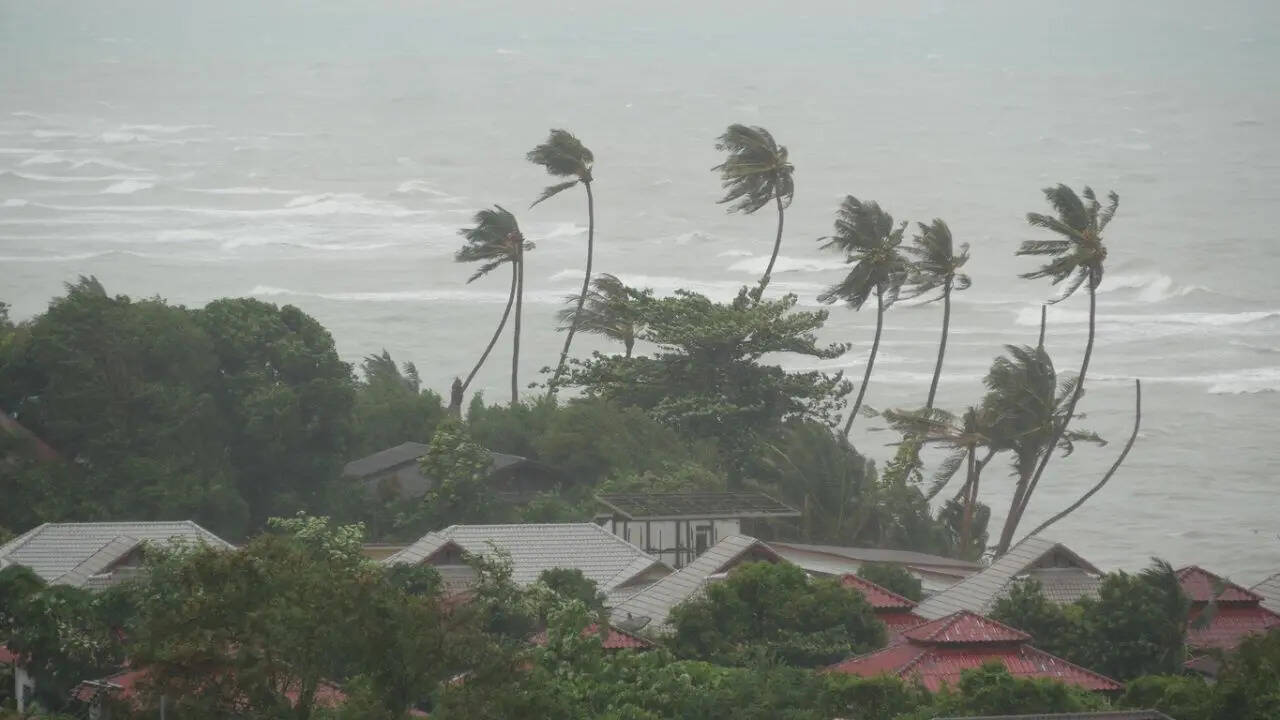 Super Typhoon Uwan: Two Dead, Nearly 1 Million Evacuated As Philippines ...