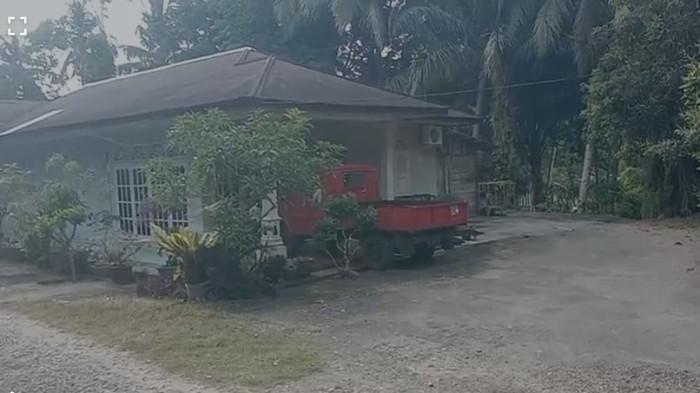Penampakan Rumah Mery dan Ade di Merangin