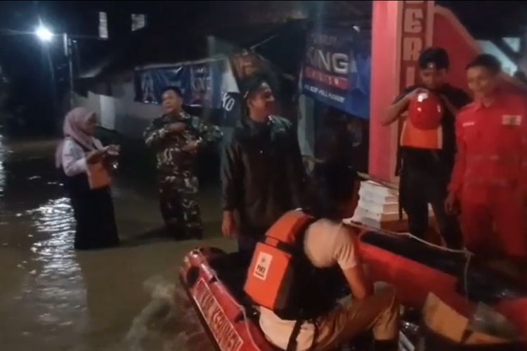 Pecahnya Tanggul di Karanganyar Kebumen: 7 Keluarga Dievakuasi, Banjir Ancam Luas