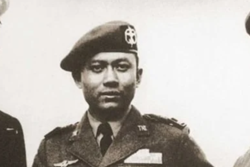 Sarwo Edhie: Pembunuh PKI, Penguasa Papua