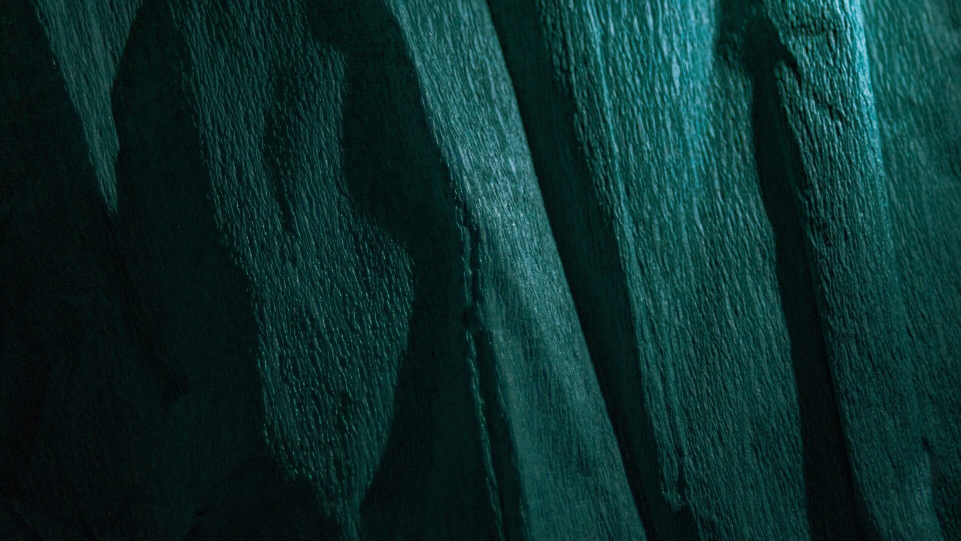 Barva roku 2026: Transformative teal ovládne všechno