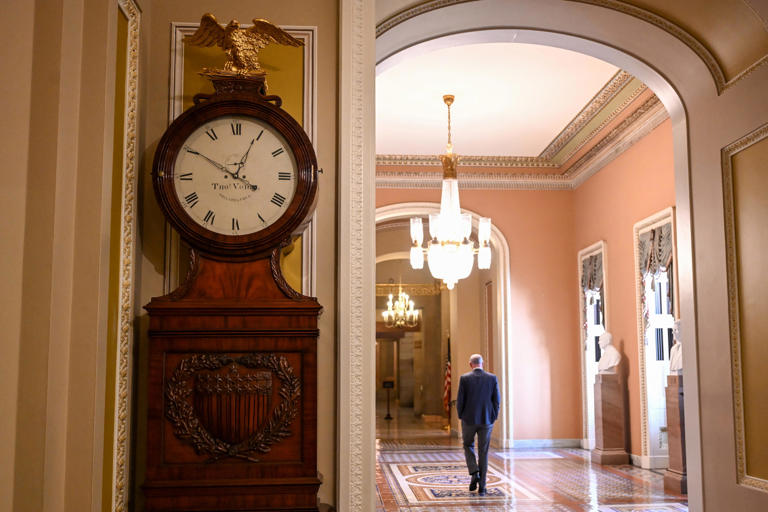 Government shutdown recap. Senate passes deal to end funding fight