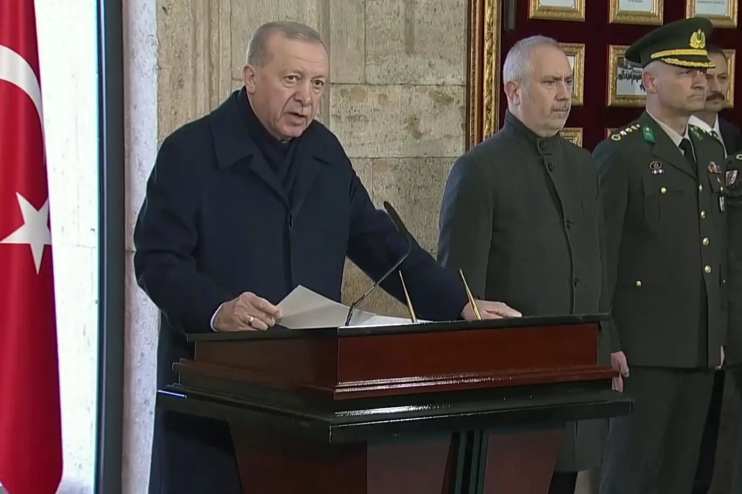Cumhurbaşkanı Erdoğan, Anıtkabir'de! İşte Özel Defter'e yazdığı not