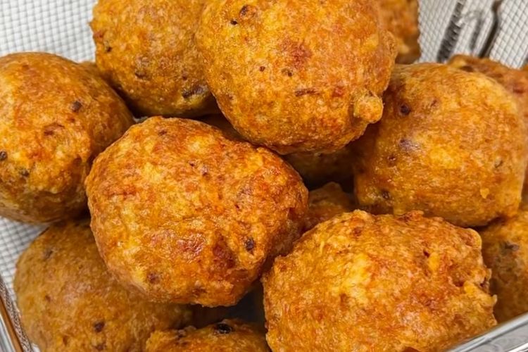 Resep Bakso Goreng Ayam Udang Gurih, Kenyal, dan Nagih!