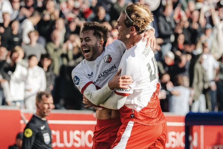 Utrecht Kalahkan Ajax 2-1, Jonathans Dibuang ke Bangku Cadangan