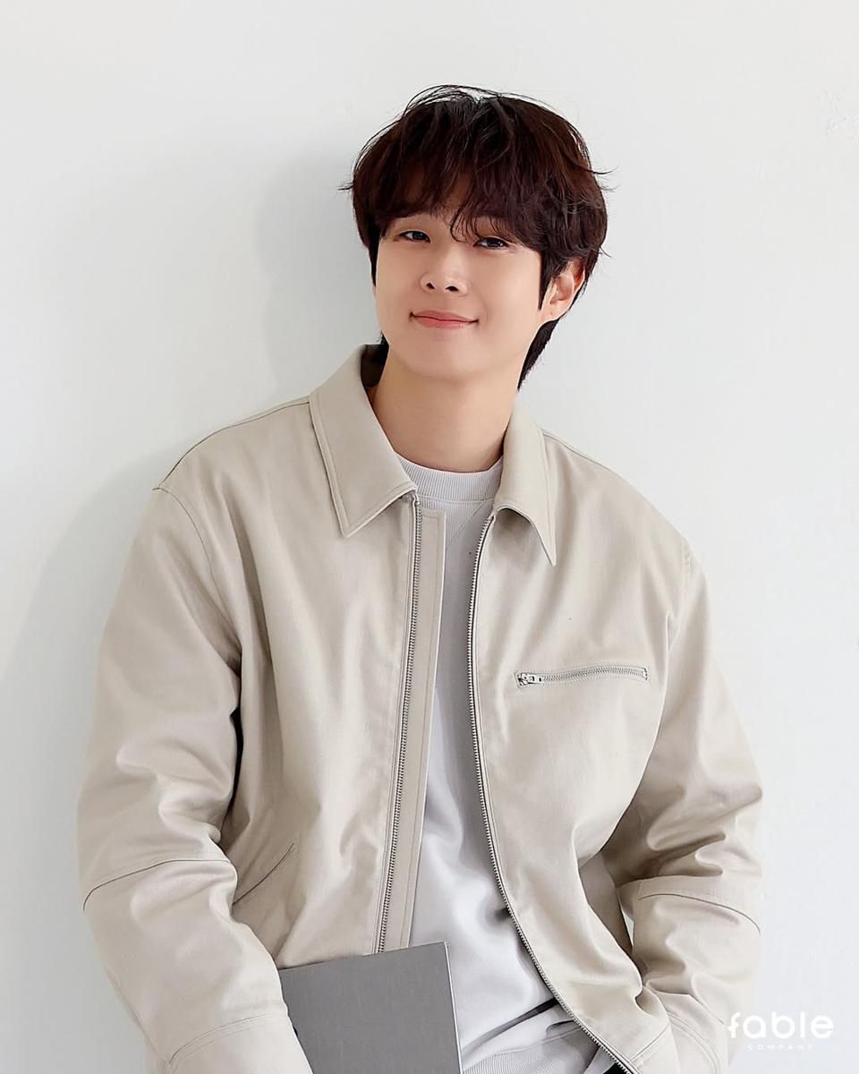 Empat Bintang Kpop di Bawah Naungan Fable Company, Termasuk Choi Woo Shik