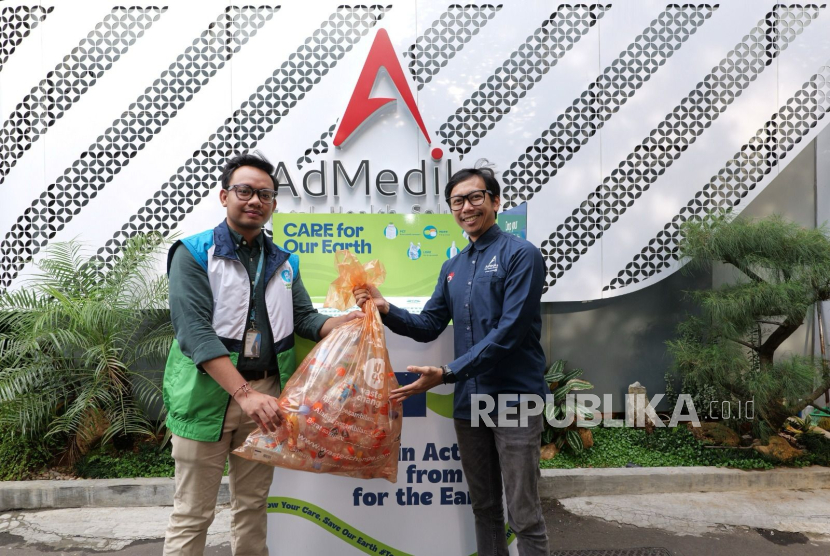 AdMedika Kolaborasi dengan Waste4Change Kelola Sampah Kantor Menuju Zero Waste
