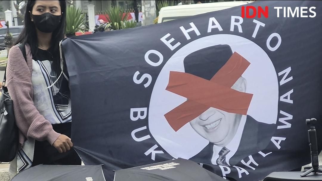 YLBHI Kecam Usulan Soeharto Jadi Pahlawan: Tidak Etis!