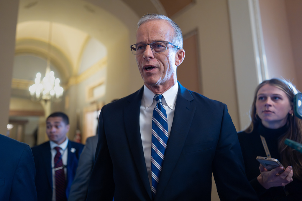 Senate takes first step toward ending the government shutdown