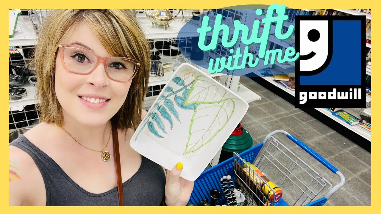 That's really exciting | Goodwill thrift with me for eBay | Reselling
