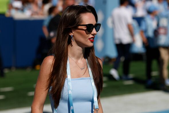 Jordan Hudson wears controversial statement necklace at UNC game