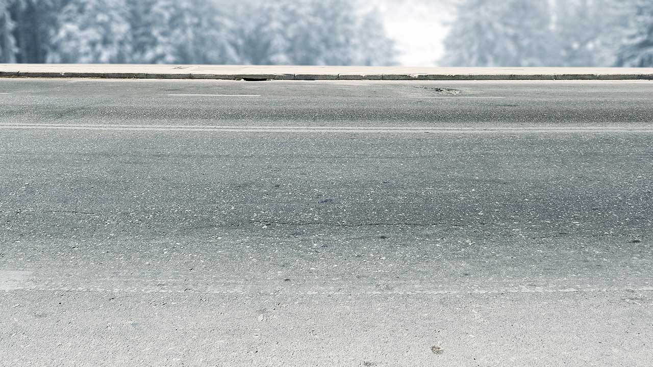 Scattered lake effect snow showers, blustery Monday