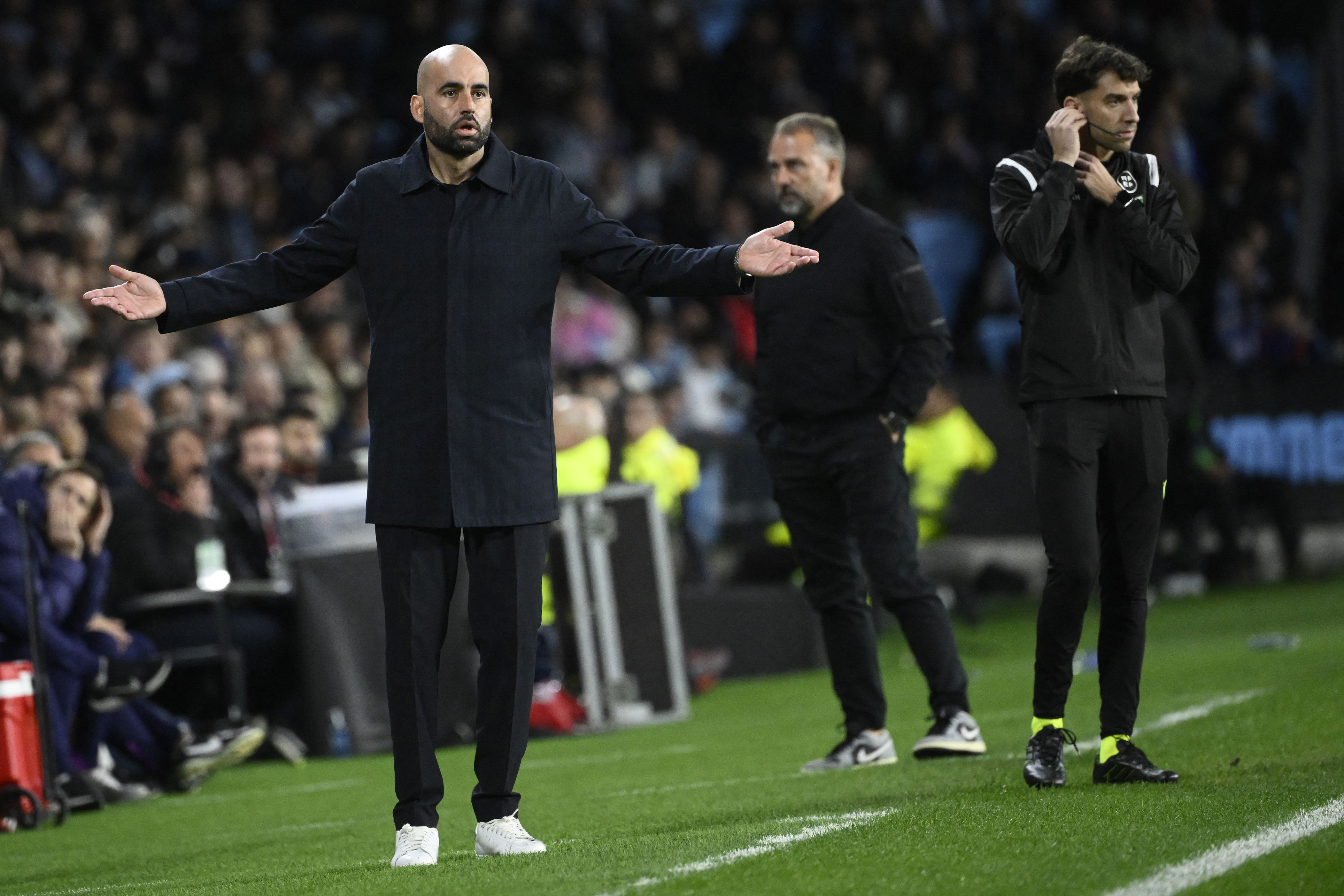 El técnico del Celta se queja del «extraño» cambio de última hora del Barcelona en su once inicial.