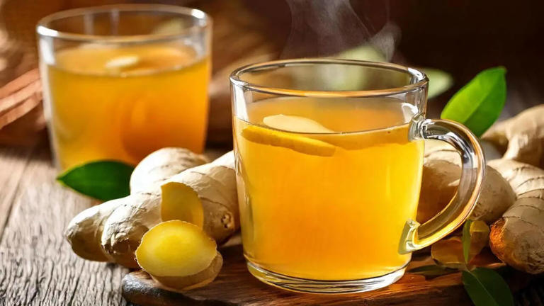 What happens when you drink raw turmeric and ginger in winter?