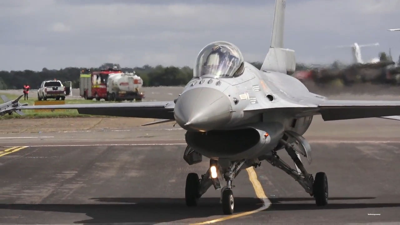 How Jet Watching at Biggin Hill Turned Into the Ultimate Airshow Experience