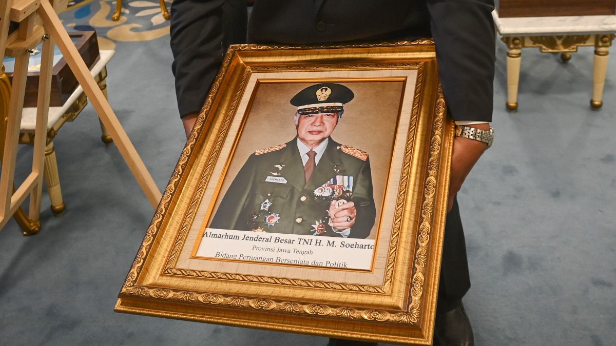 Komnas HAM: Penetapan Soeharto sebagai Pahlawan Nasional Tidak Menghilangkan Kewajiban Investigasi P