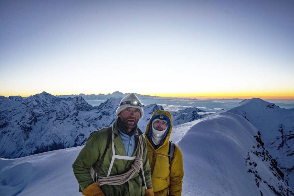 ‘World’s Most Intrepid Twins’ climb Himalayan mountain with 1920s kit