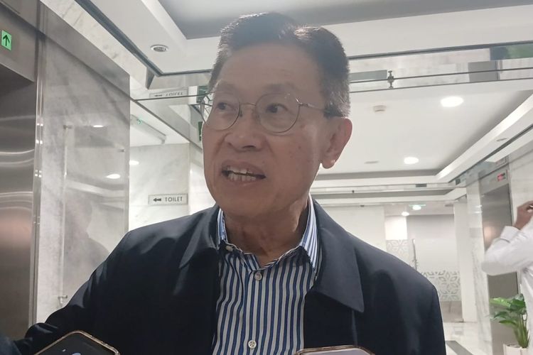 Chairman Lippo Group James Riady saat ditemui di Wisma Mandiri, Jakarta Pusat, Senin (10/11/2025).