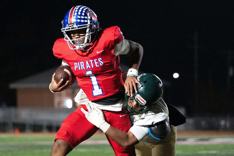 Week 11's top stories: A playoff points-fest and a stunning upset on ...